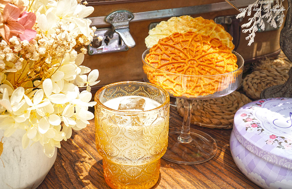 台中老宅愛莉兒甜點坊超夢幻歐式透明玻璃屋全台唯一蕾絲餅專門店