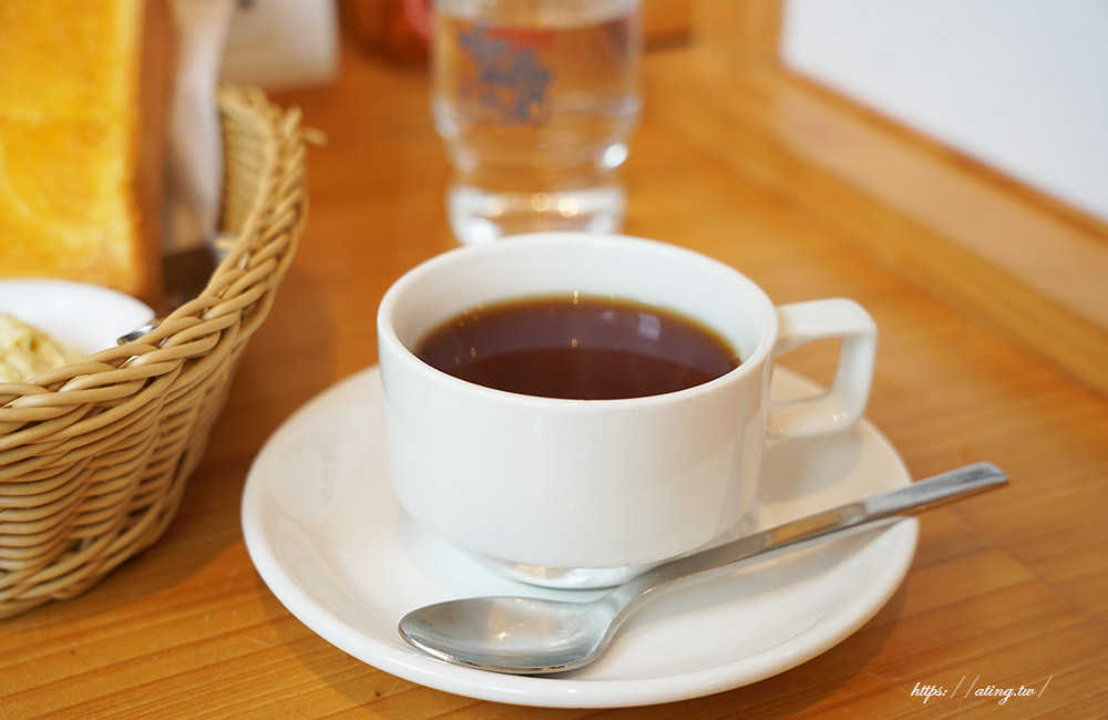 客美多咖啡館超值早餐攻略11：00前進場消費點一杯飲料或咖啡送早餐四選一