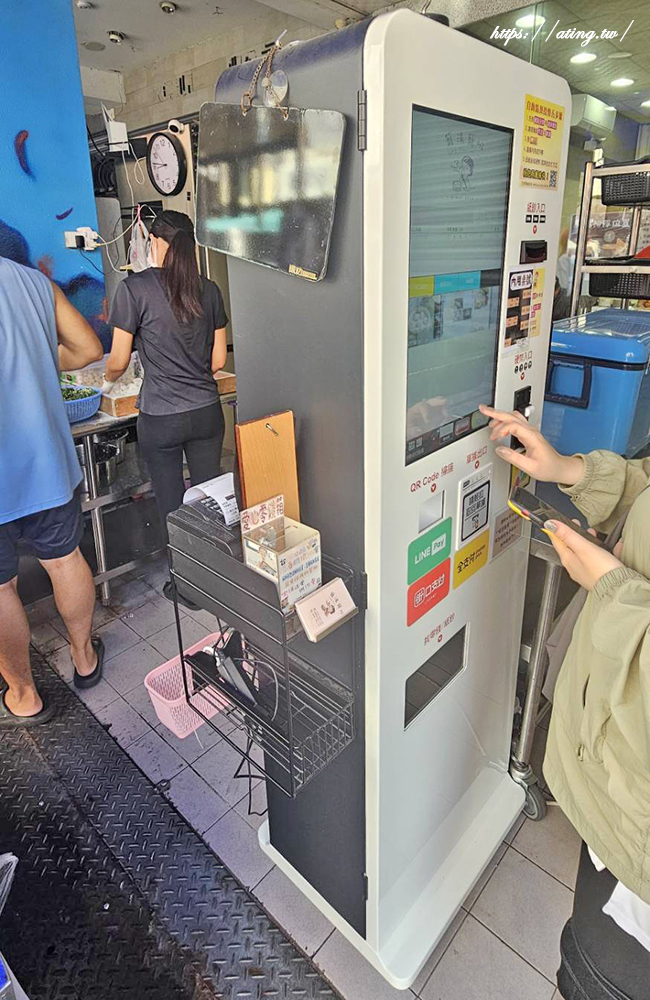 台中新鮮手作湯包55元起,籠湯籠吸每日現包賣完就收! - 第3張圖