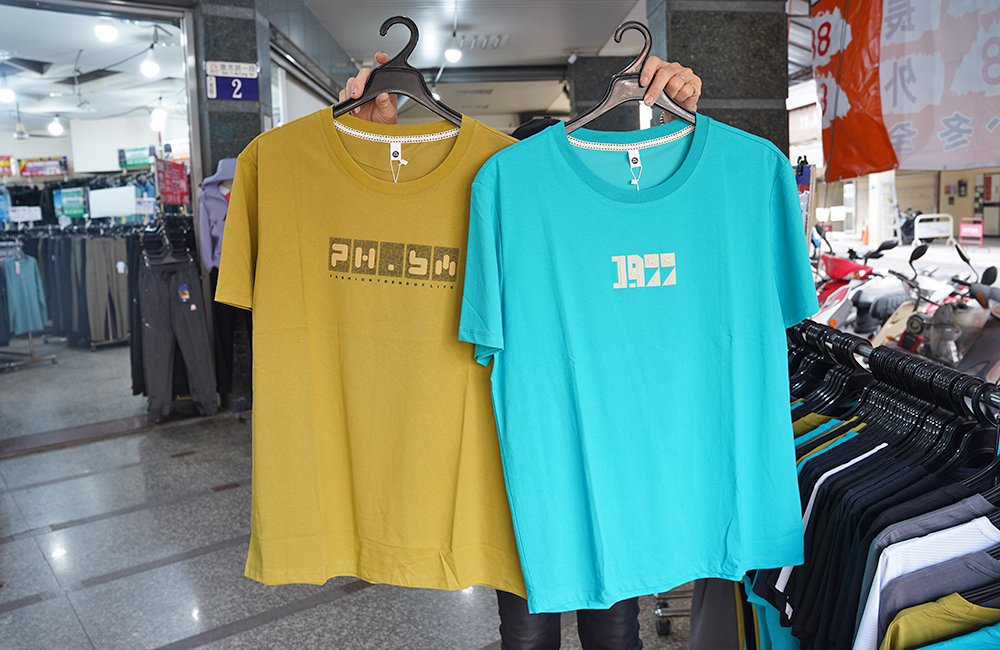 台中大里德芳路原廠犀牛黑科技機能服飾特賣會開跑全館100元起~任搭四件990元~ - 第4張圖 台中大里德芳路原廠犀牛黑科技機能服飾特賣會開跑全館100元起~任搭四件990元~