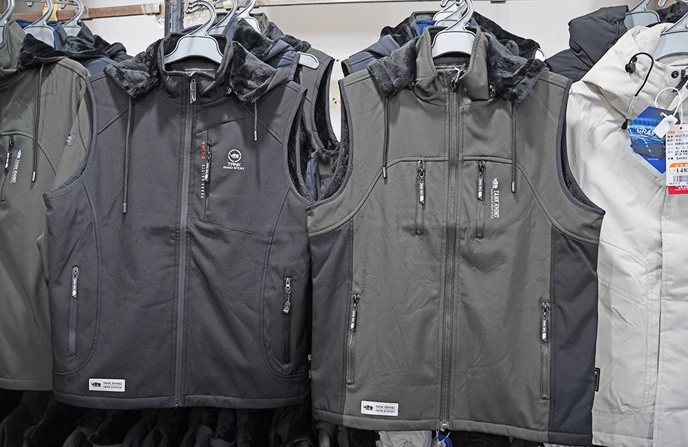 台中大里德芳路原廠犀牛黑科技機能服飾特賣會開跑全館100元起~任搭四件990元~ - 第45張圖 台中大里德芳路原廠犀牛黑科技機能服飾特賣會開跑全館100元起~任搭四件990元~