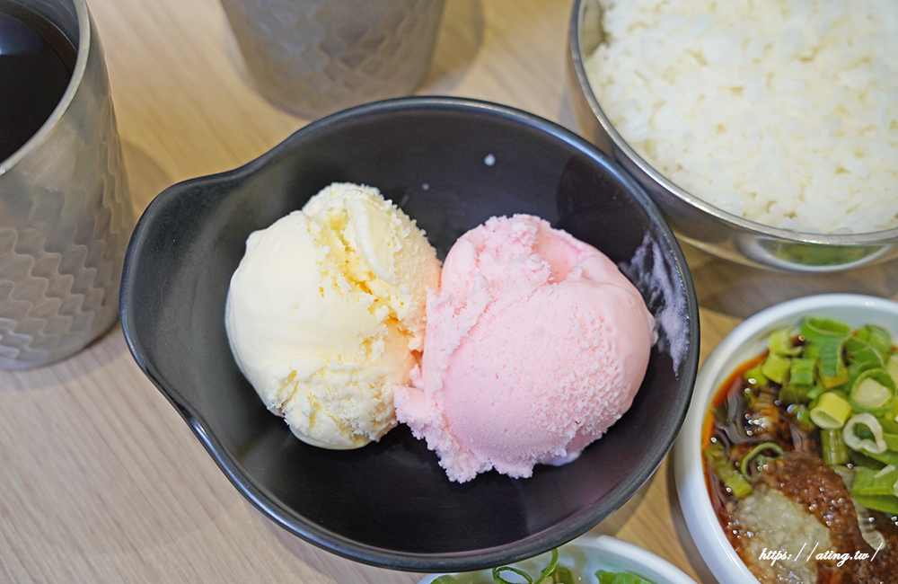 台北江麻辣臭豆腐嶺東店自助吧任你喝,全新 5 款鍋物湯頭登場!每鍋都有鴨血+豆腐,像在吃迷你版宮廷盛宴 - 第20張圖 台北江麻辣臭豆腐嶺東店自助吧任你喝,全新 5 款鍋物湯頭登場!每鍋都有鴨血+豆腐,像在吃迷你版宮廷盛宴