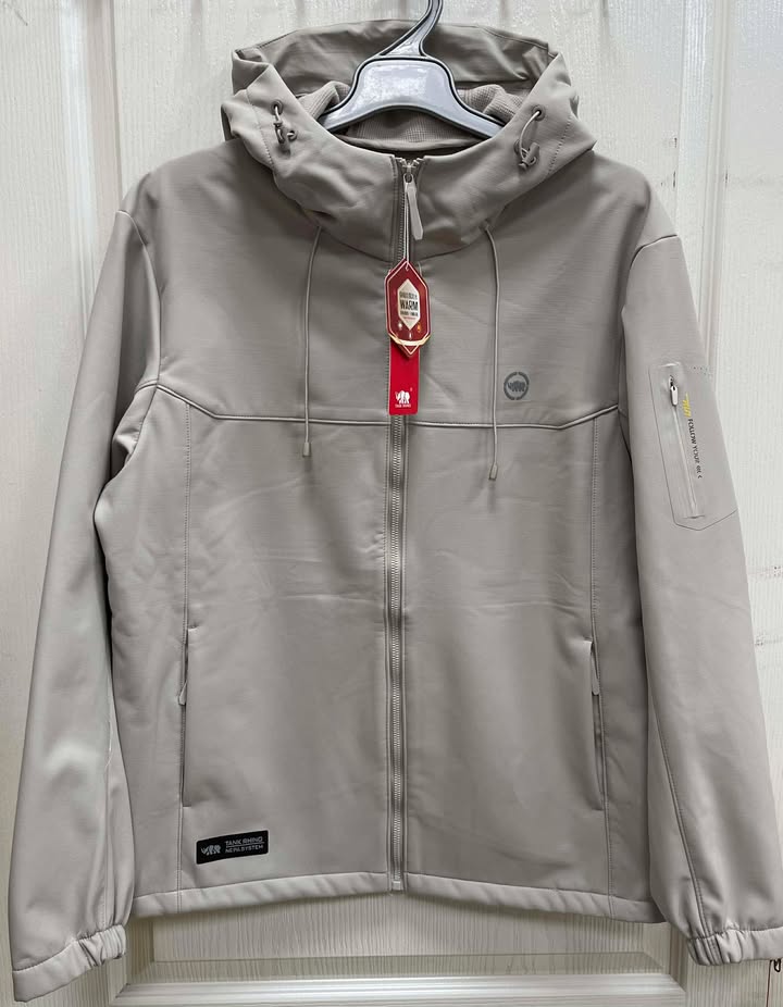 原廠犀牛黑科技機能服飾特賣會台南新市區中正路開跑全館100元起~任搭四件990元~