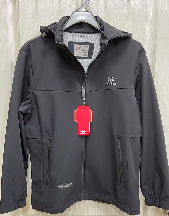 原廠犀牛黑科技機能服飾特賣會台南新市區中正路開跑全館100元起~任搭四件990元~