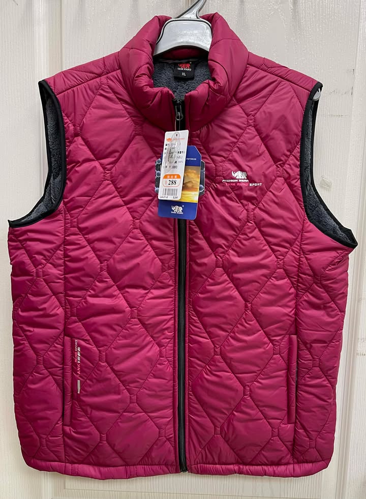 原廠犀牛黑科技機能服飾特賣會台南新市區中正路開跑全館100元起~任搭四件990元~ - 第15張圖 原廠犀牛黑科技機能服飾特賣會台南新市區中正路開跑全館100元起~任搭四件990元~