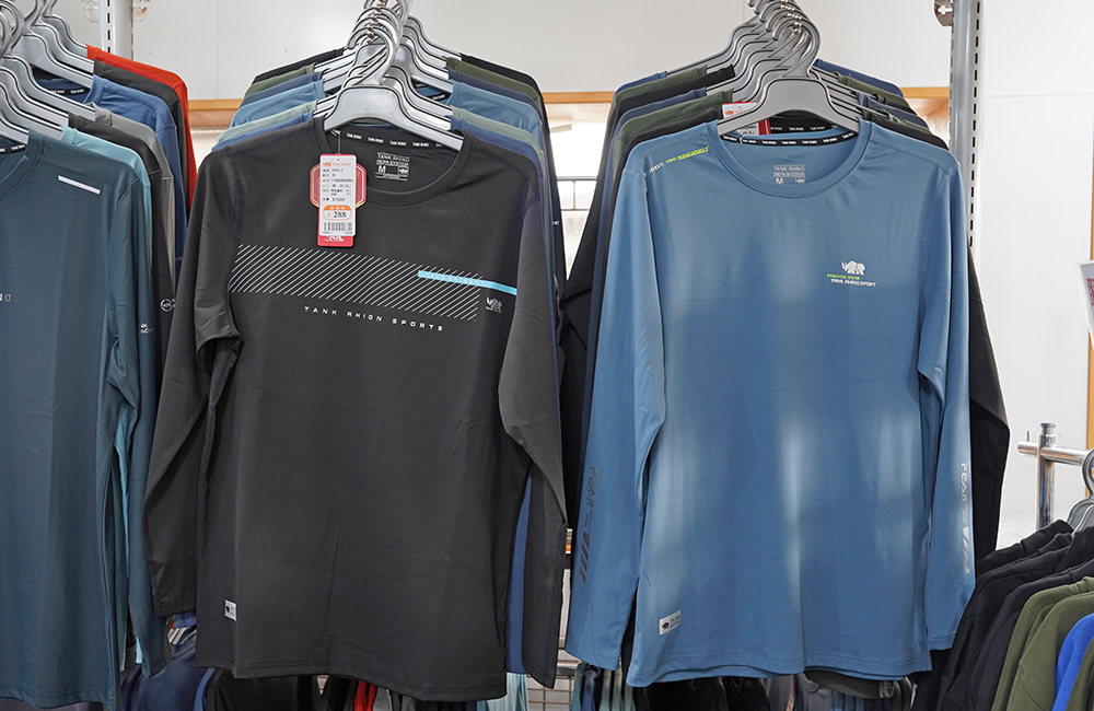原廠犀牛黑科技機能服飾特賣會台南新市區中正路開跑全館100元起~任搭四件990元~ - 第31張圖 原廠犀牛黑科技機能服飾特賣會台南新市區中正路開跑全館100元起~任搭四件990元~
