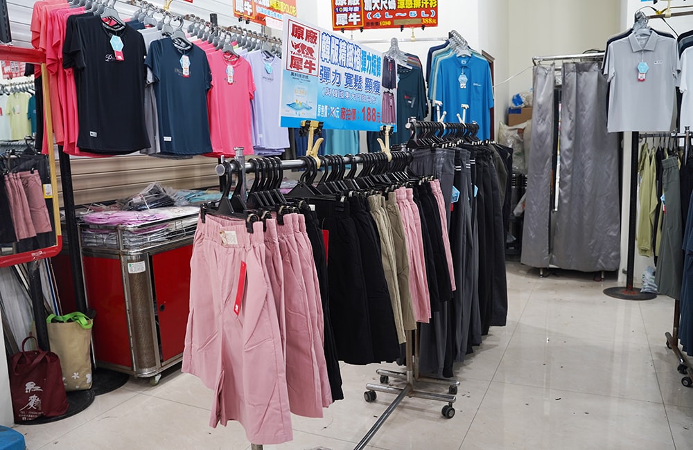 2026年原廠犀牛<台中大甲區三民路>短期特賣會開跑全館100元起~任搭四件990元~