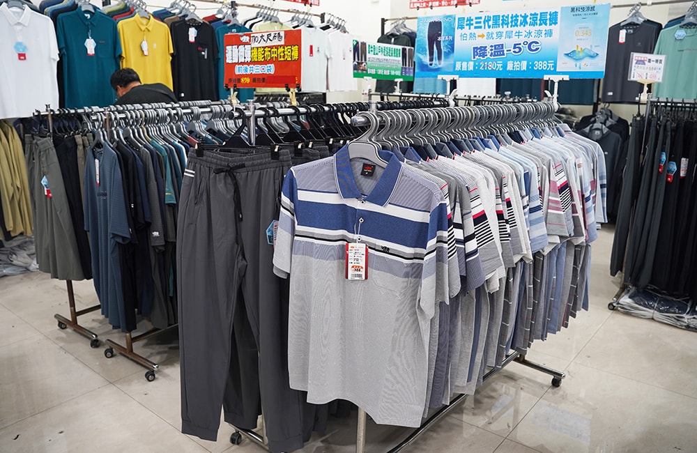 2026年原廠犀牛<台中大甲區三民路>短期特賣會開跑全館100元起~任搭四件990元~