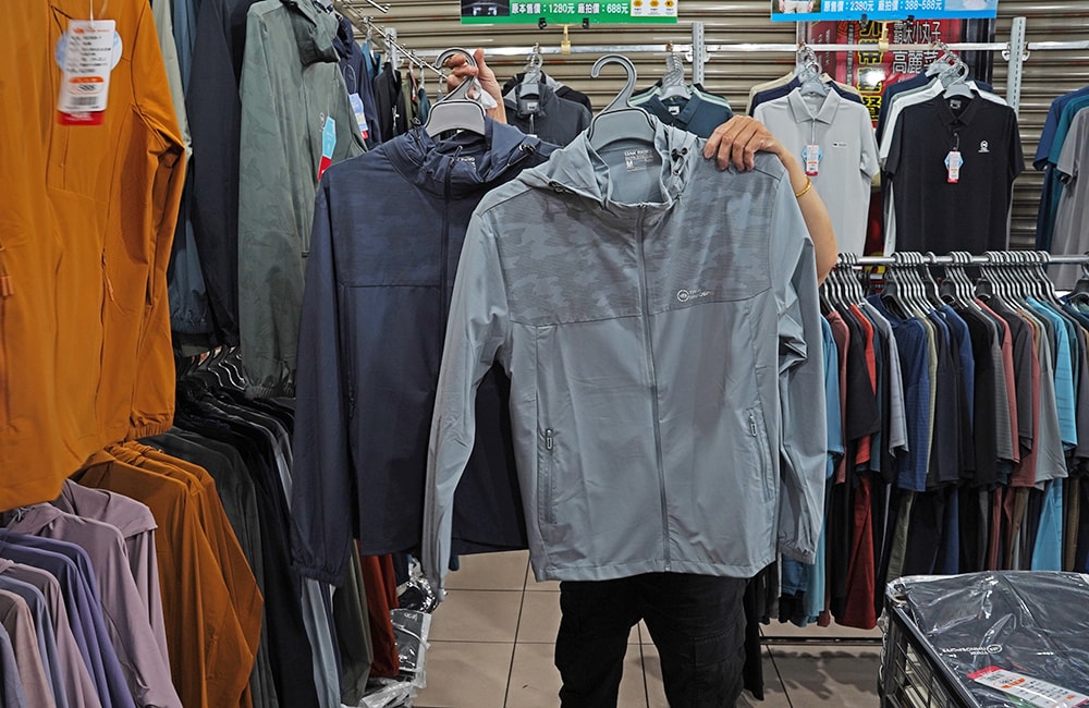 2026年原廠犀牛<永康區中華路>短期特賣會開跑全館100元起~任搭四件990元~