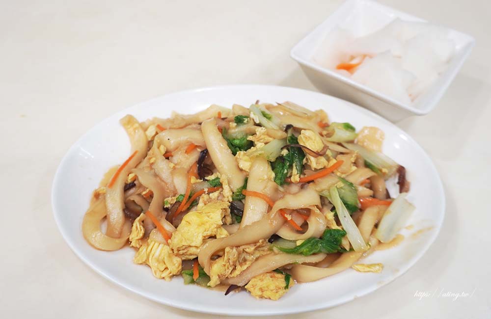Stir Fry vegetarian noodle house taichung 07