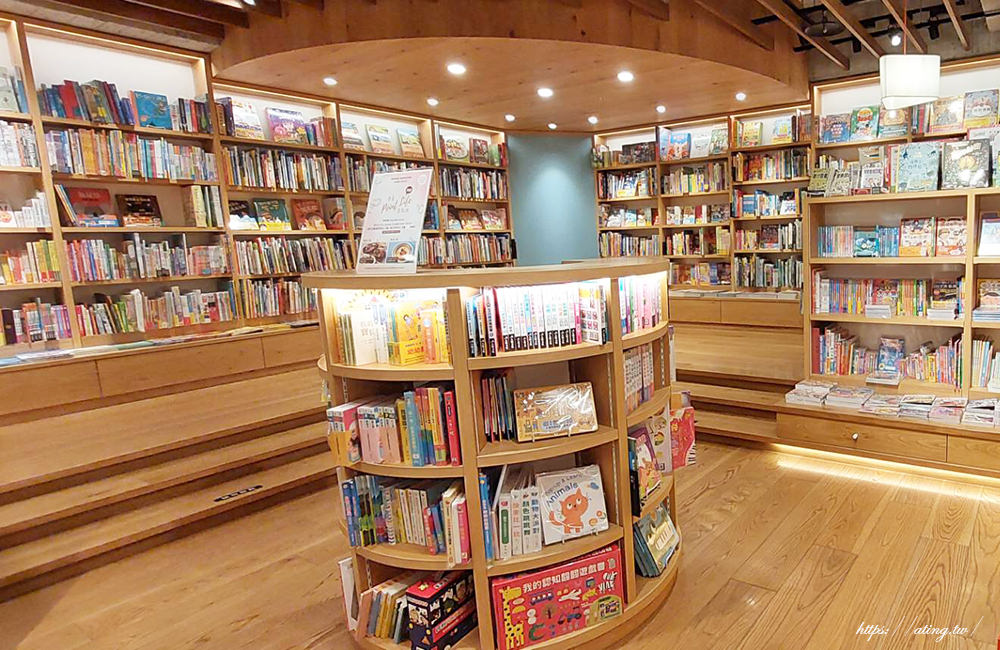 Tsutaya Bookstore Taiwan taichung 08
