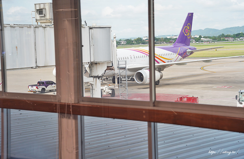 thaiairways chiang mai bkk airport 07