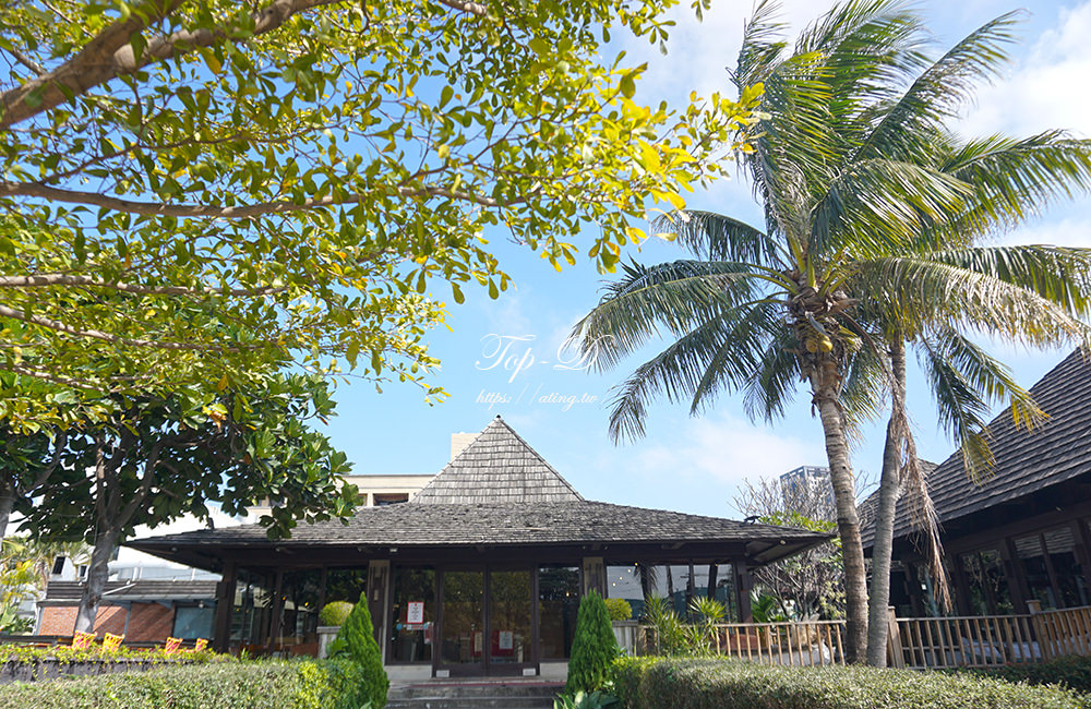 台中庭園餐廳帶有峇里島風南洋風的斜頂建築 婷玩味生活